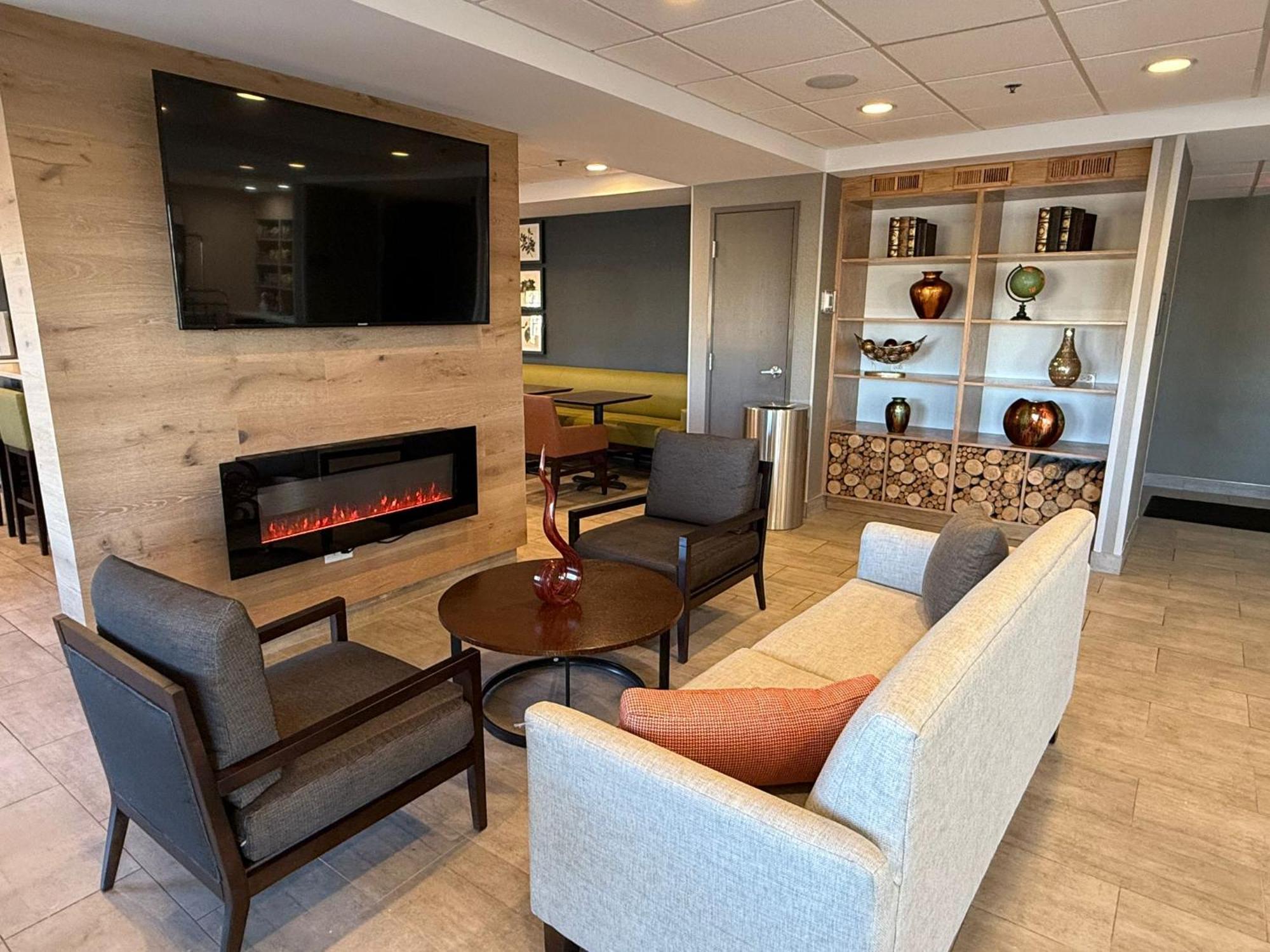 Country Inn & Suites By Radisson Bolingbrook, I-55 외부 사진