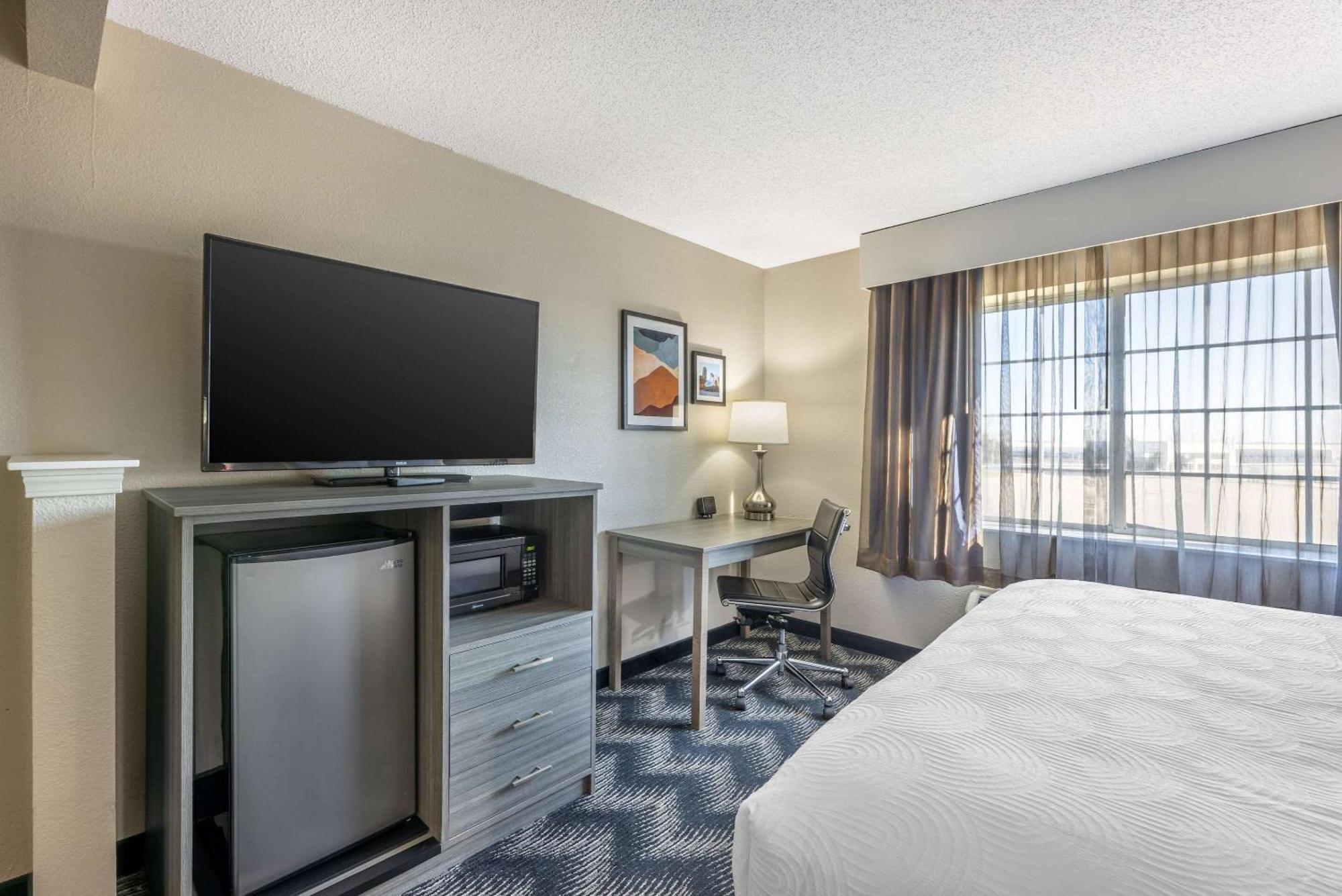 Country Inn & Suites By Radisson Bolingbrook, I-55 외부 사진