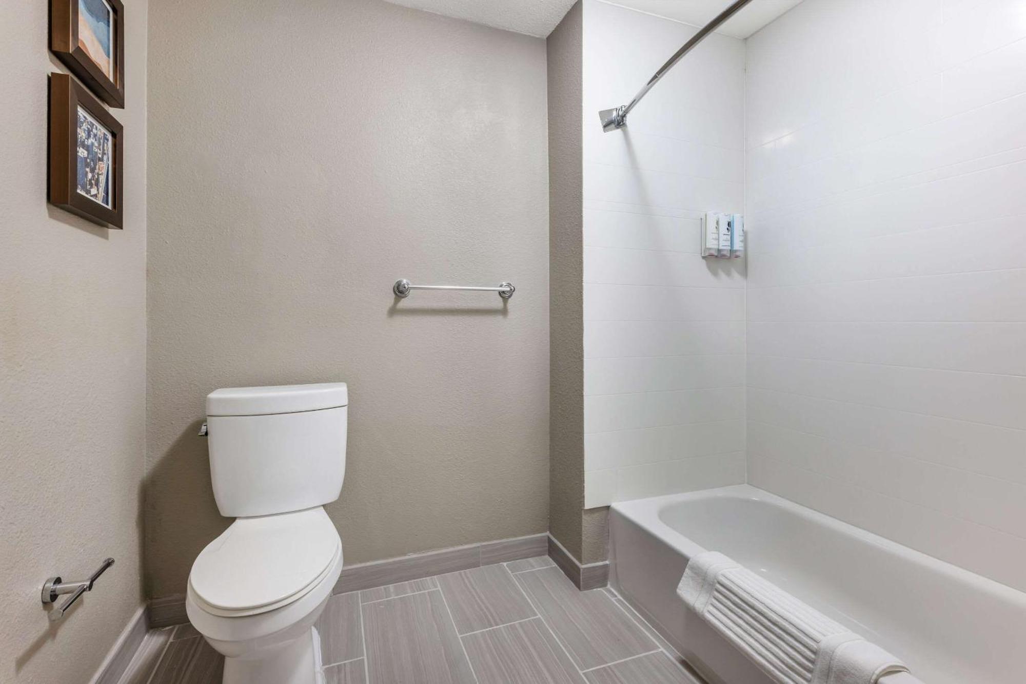 Country Inn & Suites By Radisson Bolingbrook, I-55 외부 사진
